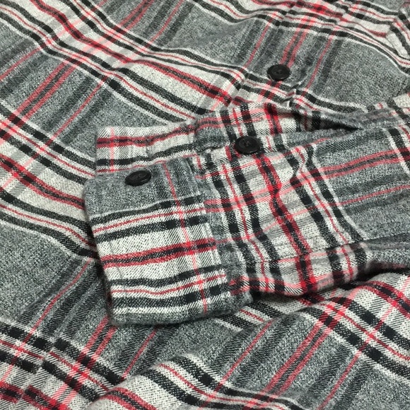 Lands end  plaid Button Down shirt. Size small - Picture 5 of 11